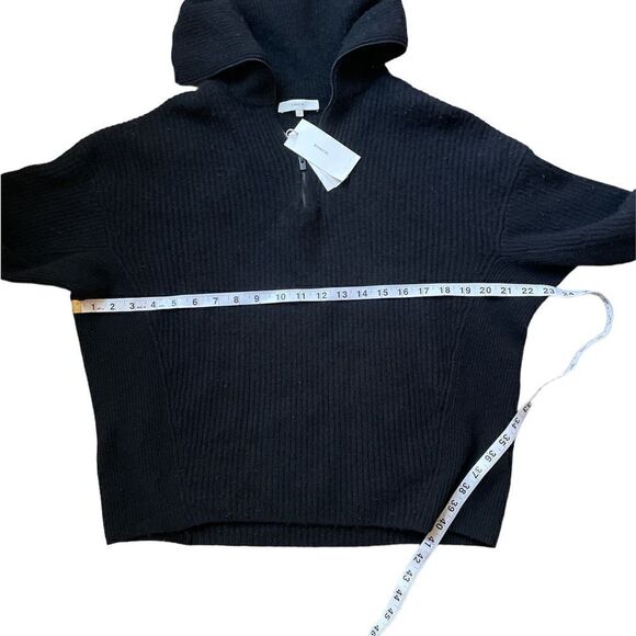 Quarter Zip Sweater In Black Size L - Picture 8 of 9